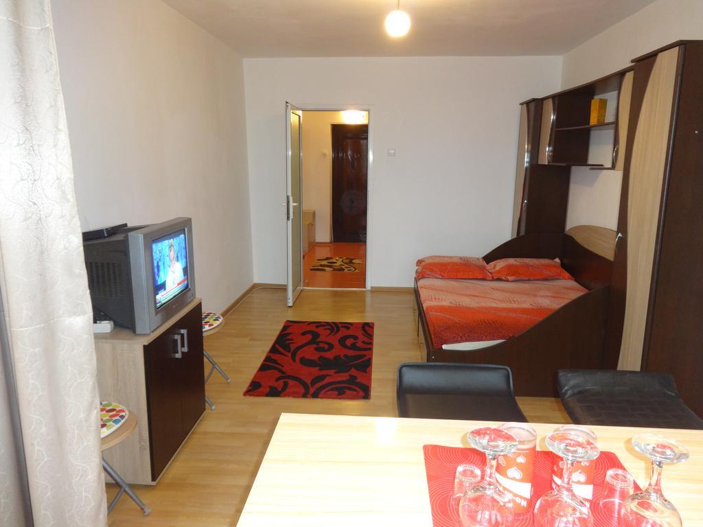 Alina Accommodation Галац Экстерьер фото