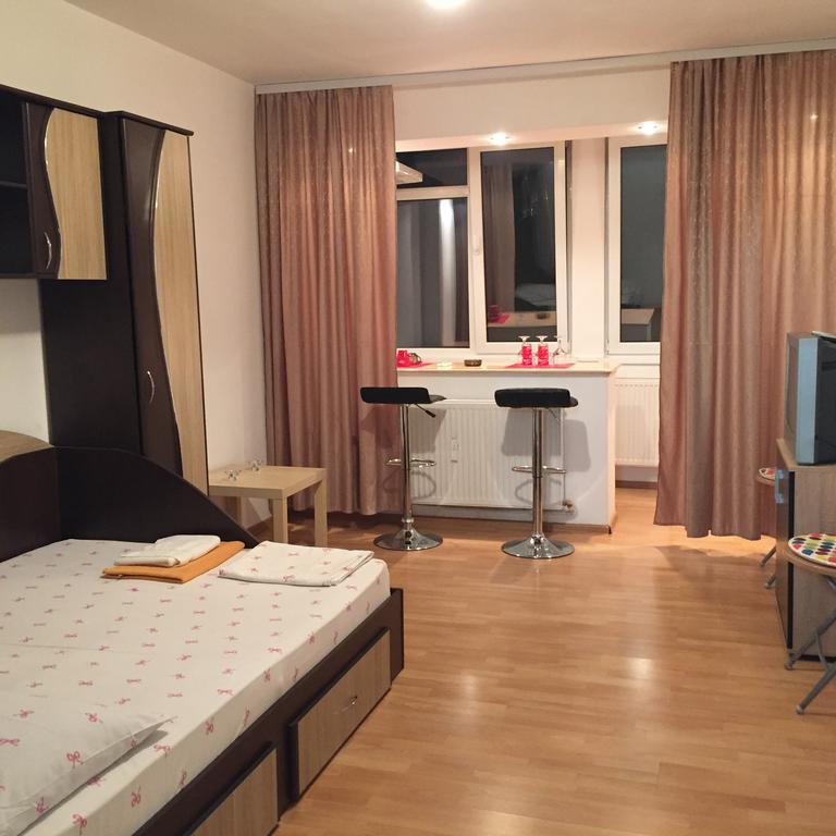 Alina Accommodation Галац Экстерьер фото